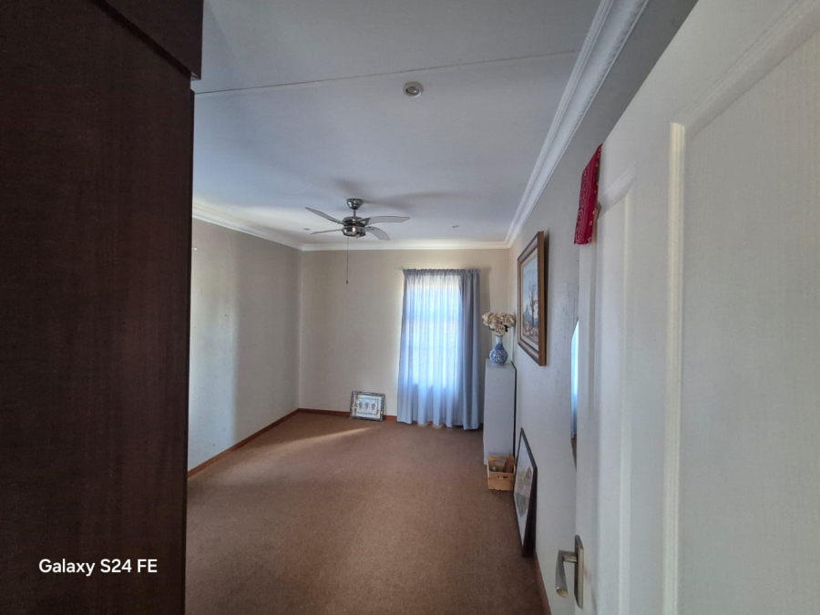 3 Bedroom Property for Sale in Boschdal North West